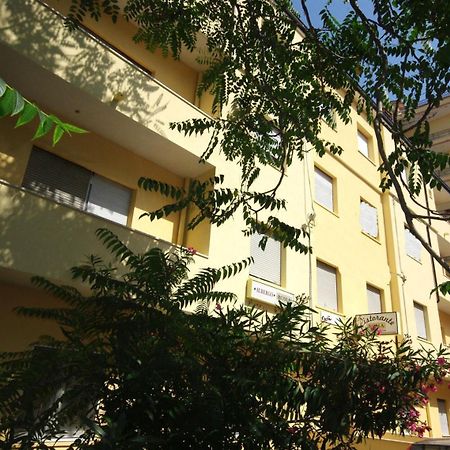 Albergo Roma Ланчано Екстериор снимка
