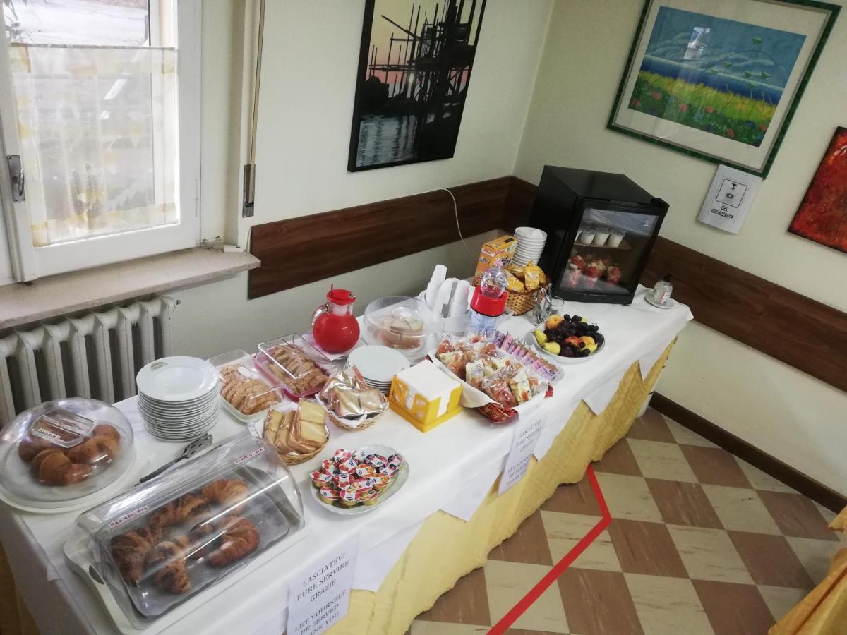 Albergo Roma Ланчано Екстериор снимка