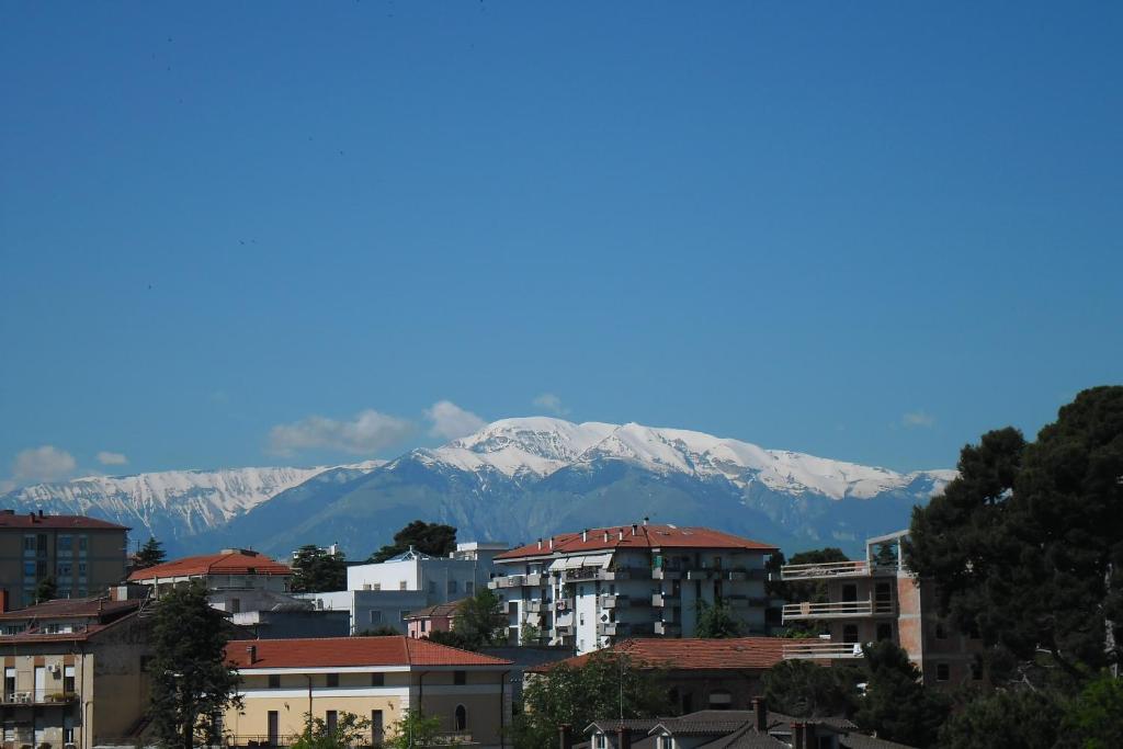 Albergo Roma Ланчано Екстериор снимка