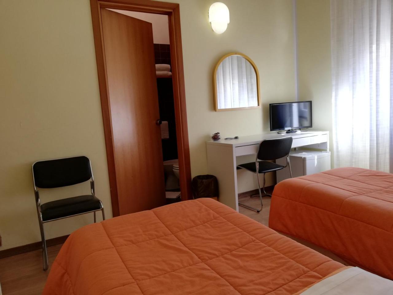 Albergo Roma Ланчано Екстериор снимка