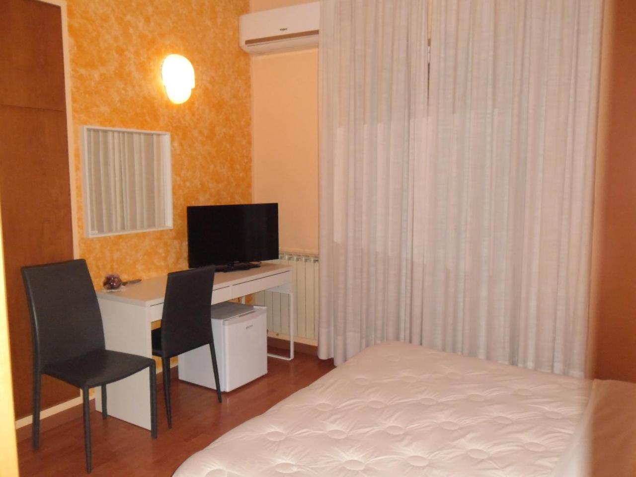 Albergo Roma Ланчано Екстериор снимка